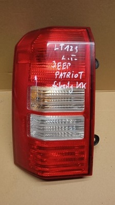 Jeep patriot pk лампа задня ліва фото №1