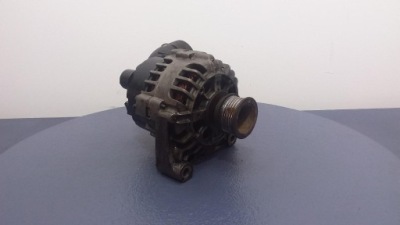 Bmw e39 2.2 b генератор valeo фото №1