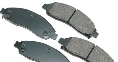 Гальмівні колодки керамічний перед chevrolet colorado 04-08 фото №1