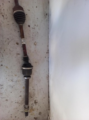 Приводной вал правая renault megane rs 3 2,0 tce фото №1