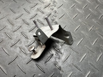 Bmw 5 e60 6 e63 кронштейн бачок усилителя фото №1