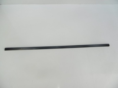 Молдинг уплотнитель левый задняя porsche cayenne 7l фото №1