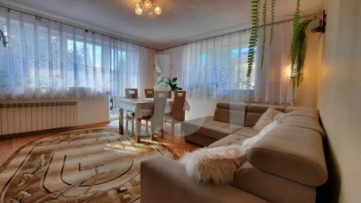 Dom, Pabianice, Pabianicki, 330 m²