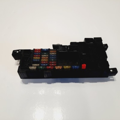 Volvo s60 i коробка предохранителей 8637841 фото №1