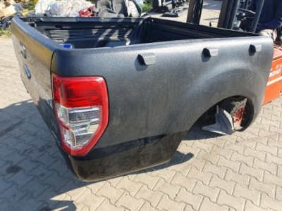 Ford ranger iv 2018r кузов грузовая крышка багажника лампы задняя комплектная super состояние фото №1