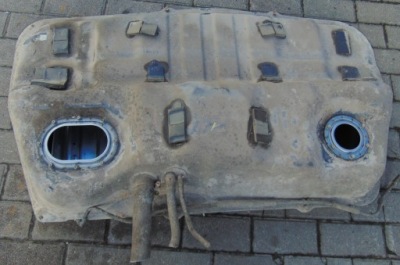 Bak бак топлива hyundai tucson i 04r- 2.0b 2wd фото №1