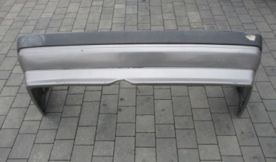 Бампер задня задній alfa romeo 75 776 фото №1