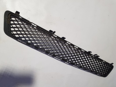 Решётка бампера средняя перед mercedes w212 фото №1