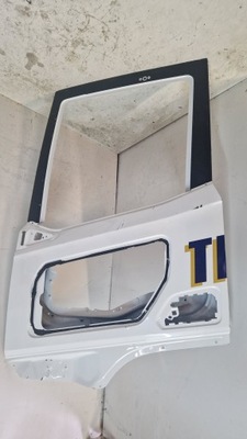 DE PUERTA IZQUIERDA CABINAS DAF XG XF NUEVO MODELO  