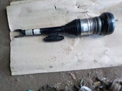 Амортизатор задний  левый eqs w297 2943204300 фото №1