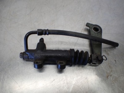 Циліндр зчеплення kia carens 2.0 фото №1