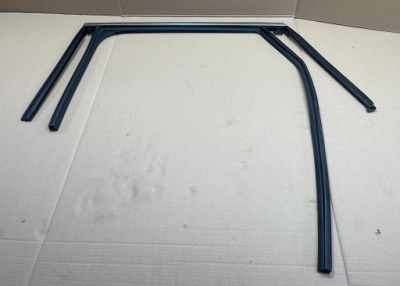 O5 buick enclave ii 2017 - прокладка двері хром ліва задня задній gm фото №1