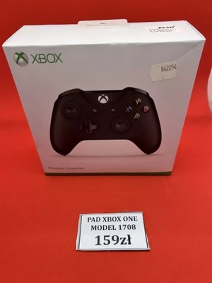 PAD XBOX ONE MODEL 1708 PUDEŁKO