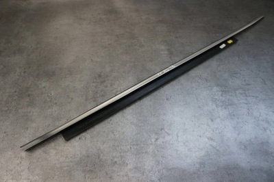 Молдинг уплотнитель правый перед audi a5 8t lift 5d фото №1