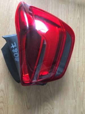 Bmw 1 f20 f21 лампа задняя правая 7241542 фото №1