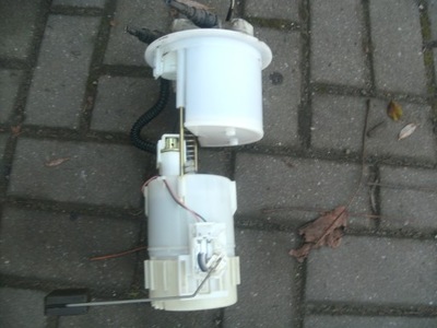 Насос топлива корзина toyota aygo peugeot 107 комплект фото №1