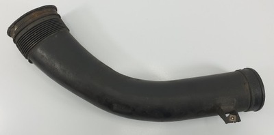 Труба повітрозабірник повітря opel insignia a 2.8 55560899 фото №1