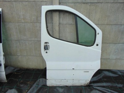 Двері правий перед vivaro trafic primastar фото №1
