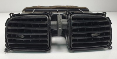 Решётка обдув средняя mitsubishi space star mr456712 фото №1