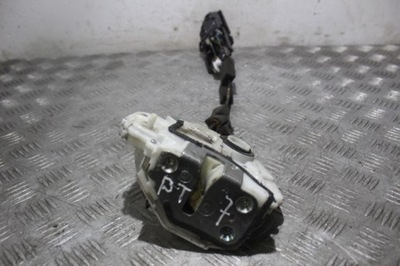 Замок правий задня двері honda cr-v iii фото №1