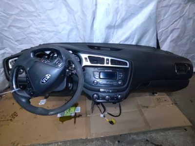 Приборная панель консоль приборная панель отопитель kia ceed ii 12-18 фото №1