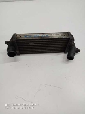 Mini r50 1.4d радиатор интеркулер 7798204 фото №1