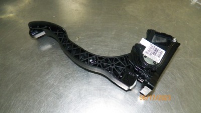 Педаль газу citroen c4 picasso ii 1.2 9674829780 фото №1