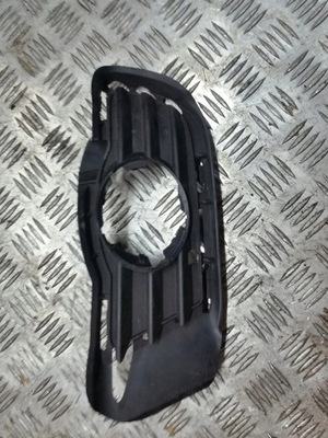 Правая решётка na противотуманная фара mercedes w204 фото №1