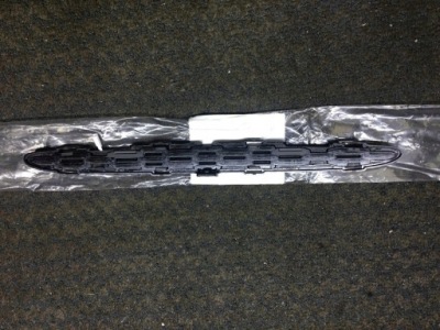 Mini f55 решітка капота нова ori решітка  молдинг mini фото №1