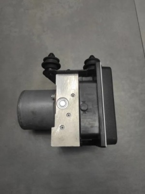 Audi a5 8t насос блок керування abs 8k0907379cp фото №1