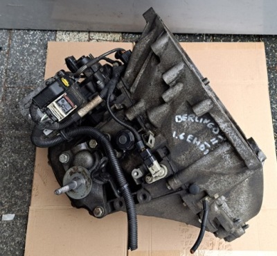 Berlingo ii partner ii 1.6 blue hdi коробка передач напівавтомат 20dr42 фото №1