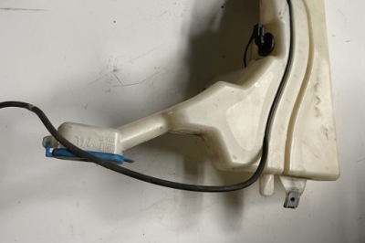 Бачок омивача mini cooper r50, r53 7158228 1.6l бензиновий 85kw фото №1