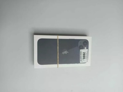 TELEFON IPHONE 13 128 GB KOMPLET