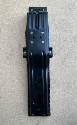 Кронштейн кронштейн порог rh volvo fh 5 82690888 фото №1