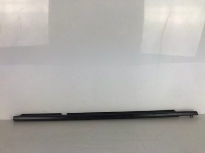 Mazda cx-5 i молдинг ущільнювач правий задня 2012-2017 фото №1