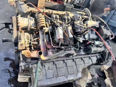 Scania двигун 480 dt1217 фото №1