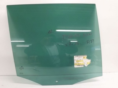 Vw tiguan 2007 скло двері права задня фото №1