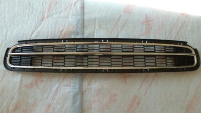 Mini оригінальний номер 2753647 решітка бампера середня фото №1