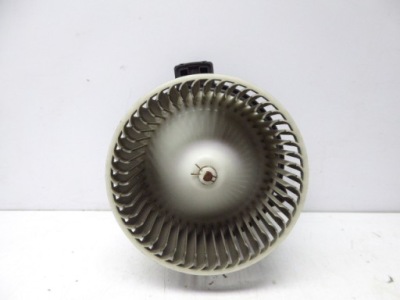 Mazda6 gg/gy lift 05-08 повітродувка вентилятор обдув салону 2.0 citd rf7j фото №1