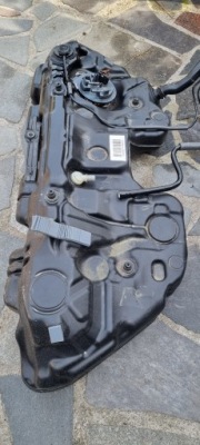 Бак топлива bak заливная горловина adblue mercedes e klasa w213 фото №1