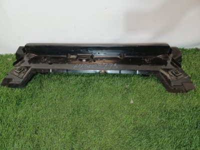 Maserati quattroporte element поздовжній 673003778 фото №1