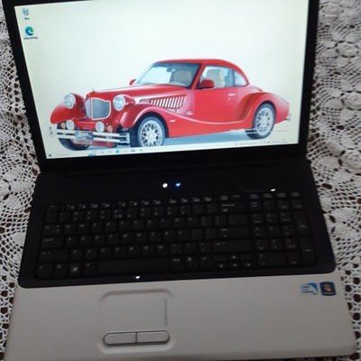 HP PRESARIO CQ71 17,3" Dual-Core 3 GB / 320 GB