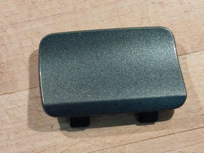 Ліва заглушка фаркоп audi q3 8u 8u0807441a фото №1