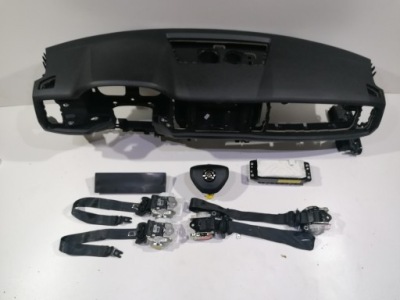 Skoda kodiaq панель приладів консоль подушка безпеки подушки безпеки ремені фото №1