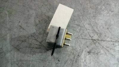 Реле mercedes-benz w201 0015426719 фото №1