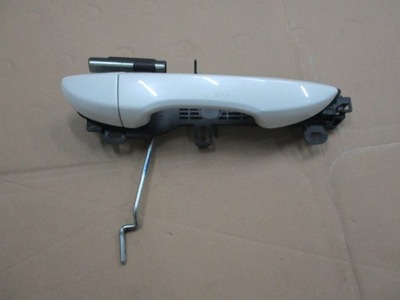 Ручка двері права перед corolla e16 13r фото №1