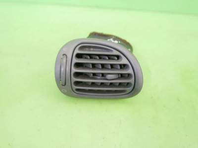 Решітка обдув ліва перед peugeot 206 phi 98-03 фото №1