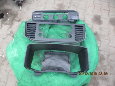 Заглушка рамка vw crafter ii 5c0419091 фото №1