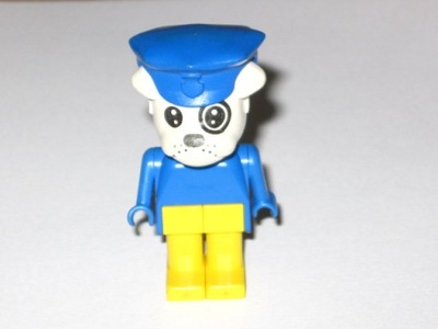 FIGURKA FABULAND BULLDOG LEGO