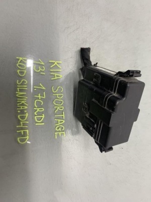 Коробка предохранителей bcm kia sportage iii 1.7 crdi 130812 фото №1